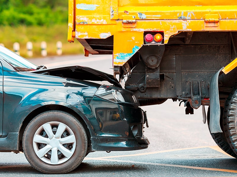 Pesek Law LLC - Abogados de Accidente de Camión – Omaha, Iowa, Nebraska.