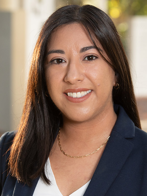 Alejandra Ayotitla, Abogada de PesekLaw